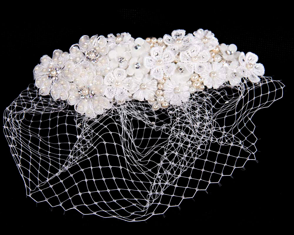 Flower bridal headpiece with veil-1