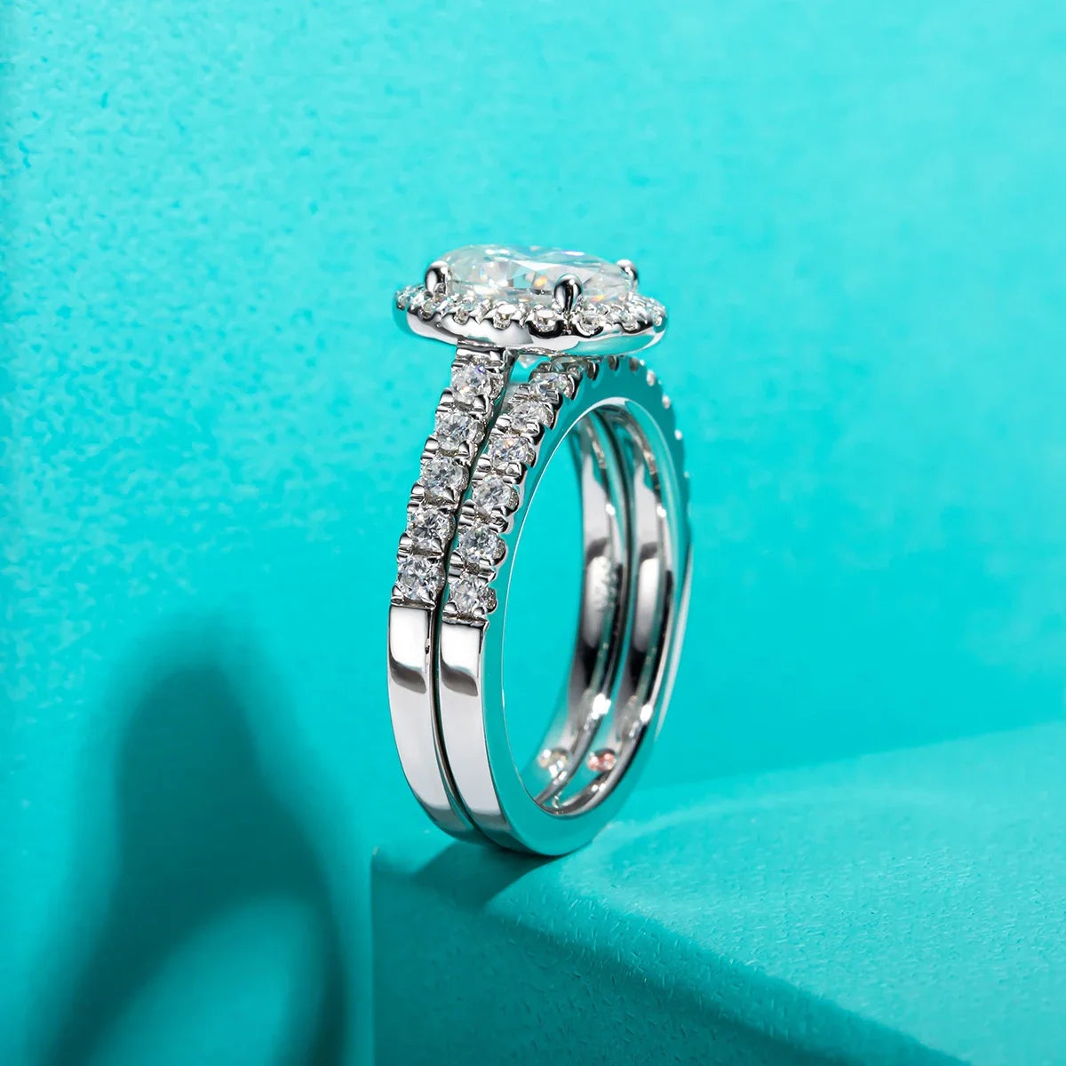 2 CT Oval Cut Moissanite Bridal Ring Set-3